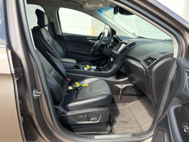 Certified 2019 Ford Edge Titanium FWD image 9