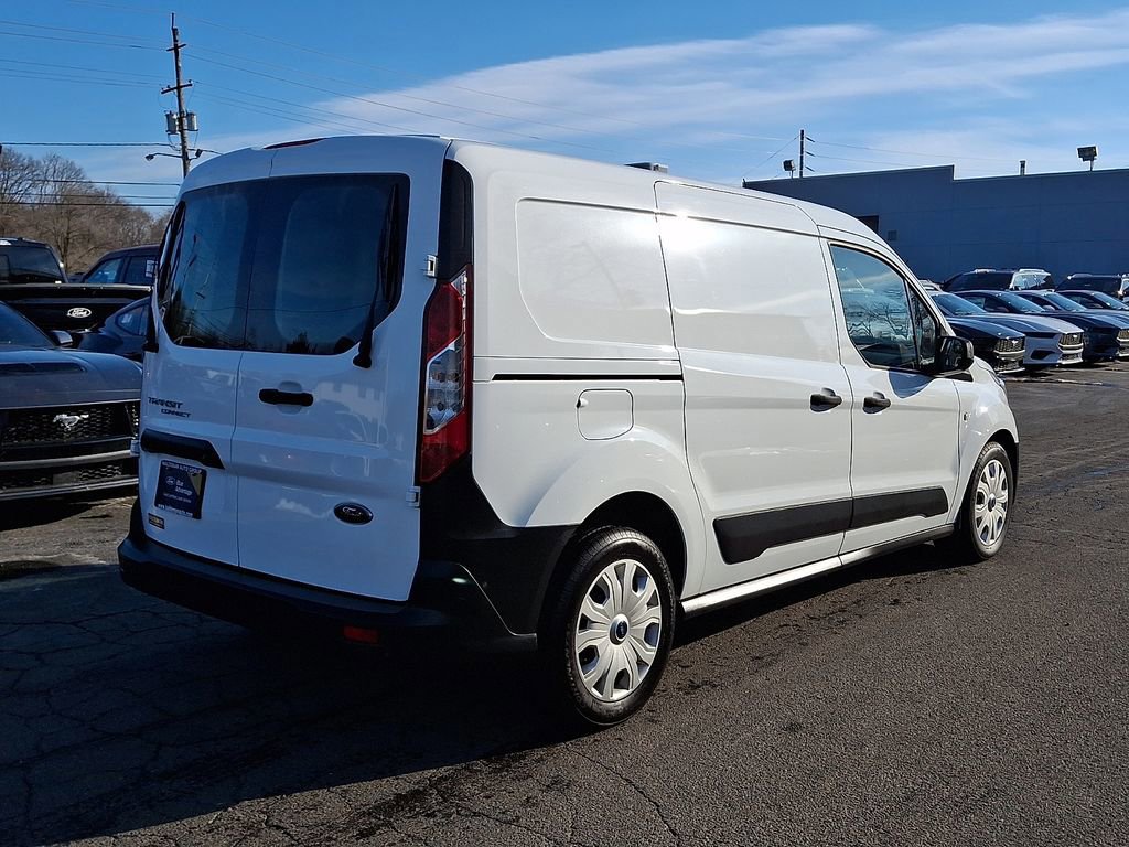 Certified 2022 Ford Transit Connect XL image 5