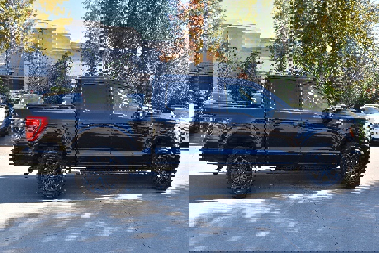 Certified 2022 Ford F150 XLT w/ Equipment Group 302A High image 6