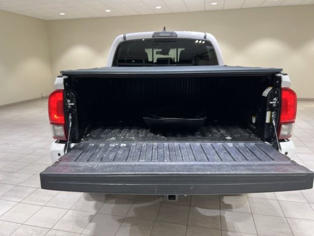 Used 2019 Toyota Tacoma TRD Sport w/ Technology Package AWD/4WD image 23