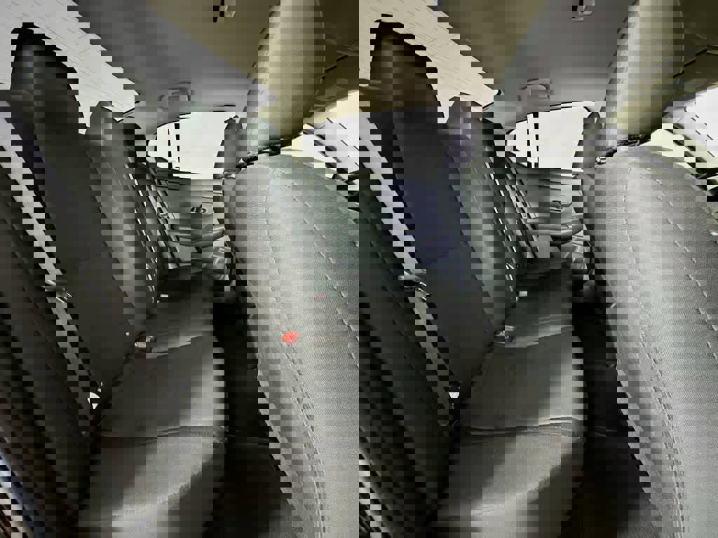 Used 2024 Nissan Sentra S image 29