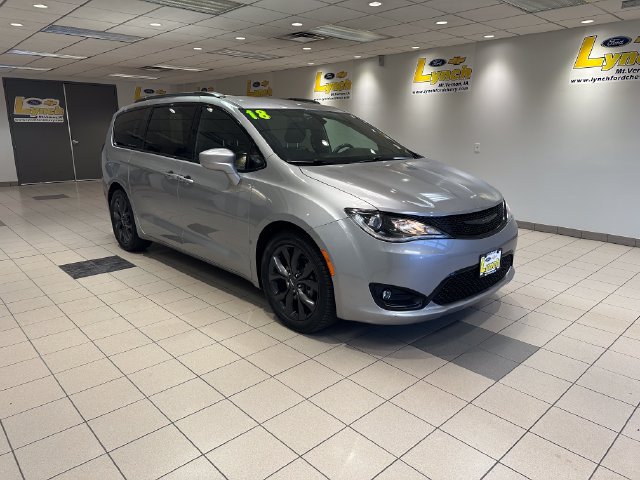 Used 2018 Chrysler Pacifica Touring-L Plus