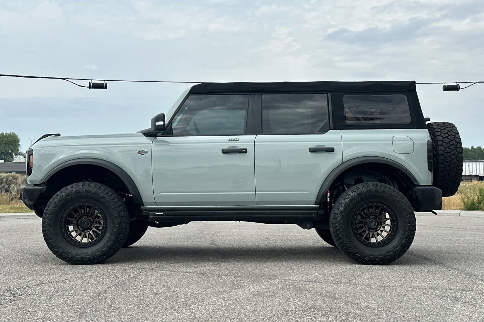 Certified 2022 Ford Bronco Wildtrak AWD/4WD image 5