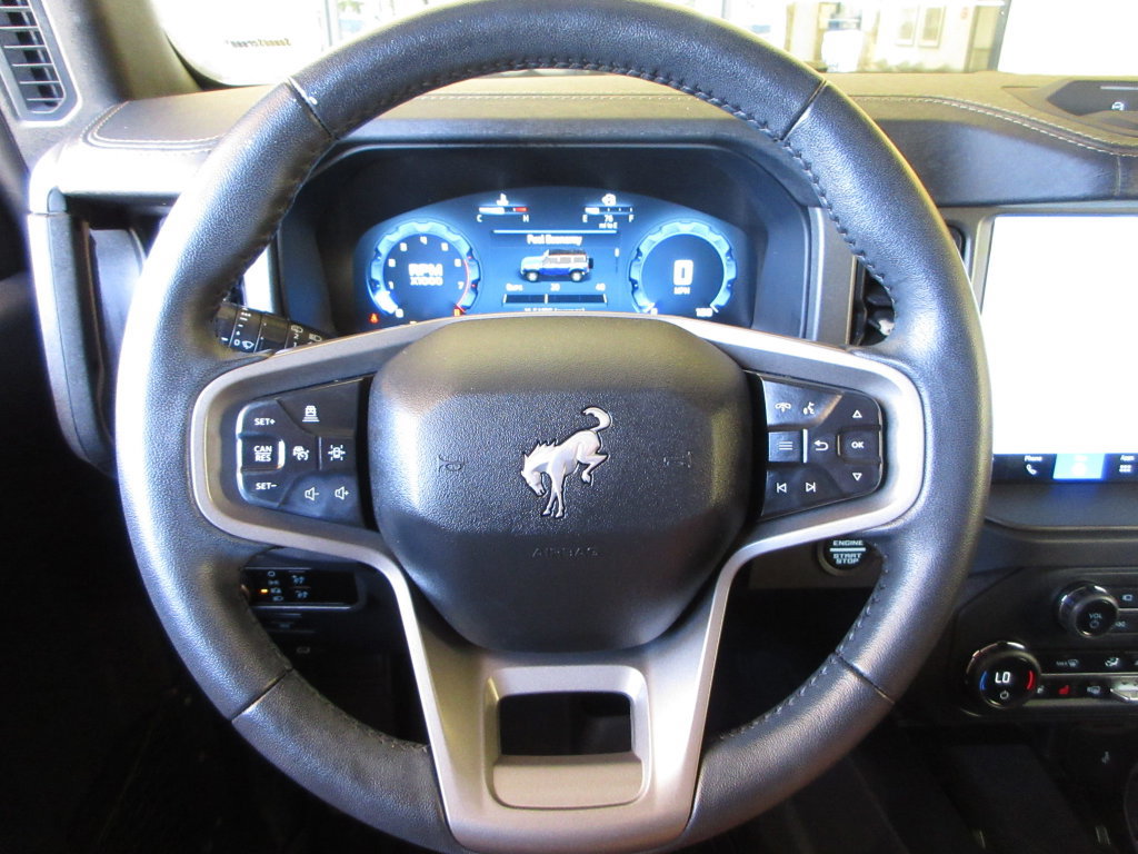 Certified 2025 Ford Bronco Badlands AWD/4WD image 14