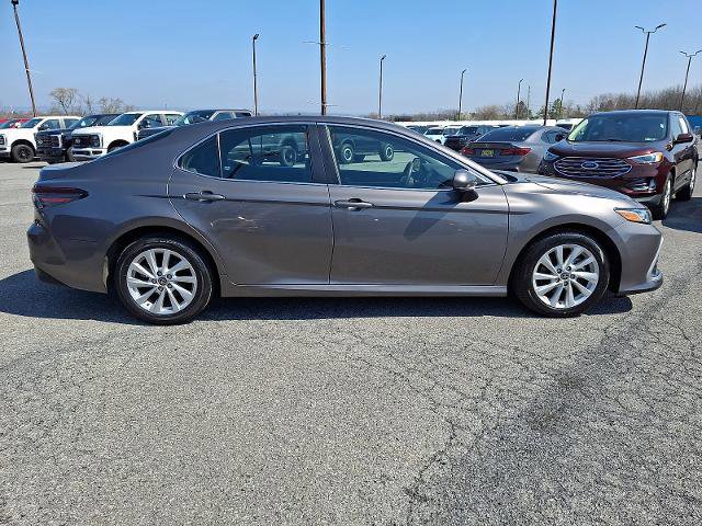 Used 2024 Toyota Camry LE FWD image 5