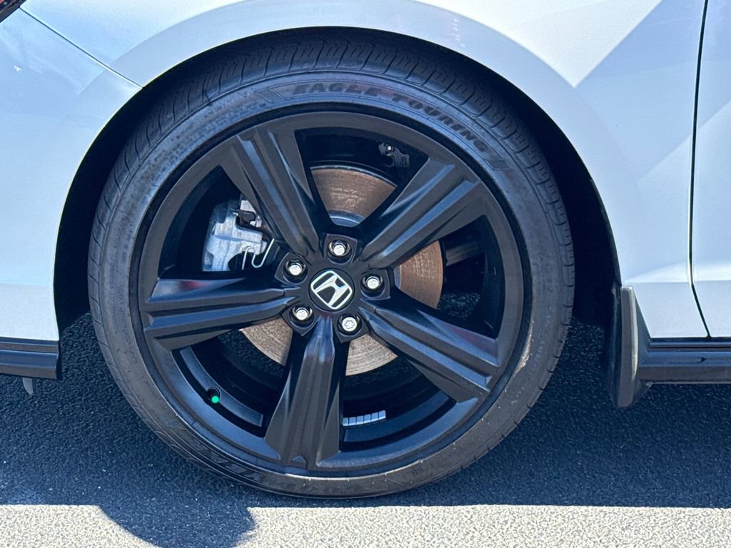 Used 2025 Honda Accord Sport image 11