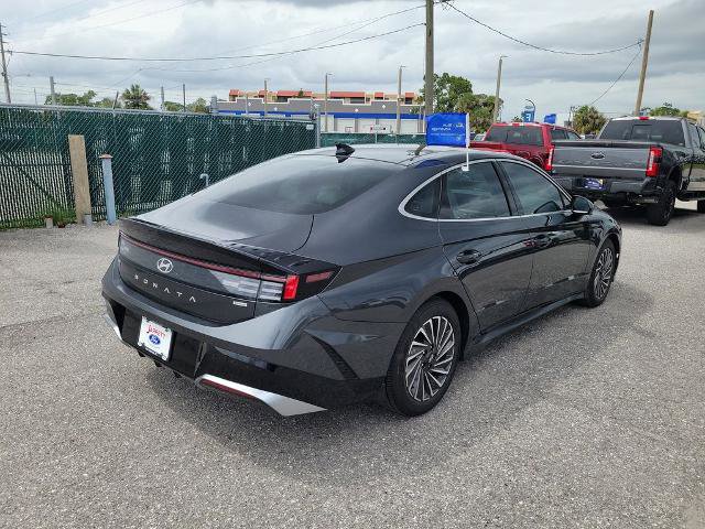 Used 2026 Hyundai Sonata Limited FWD image 5