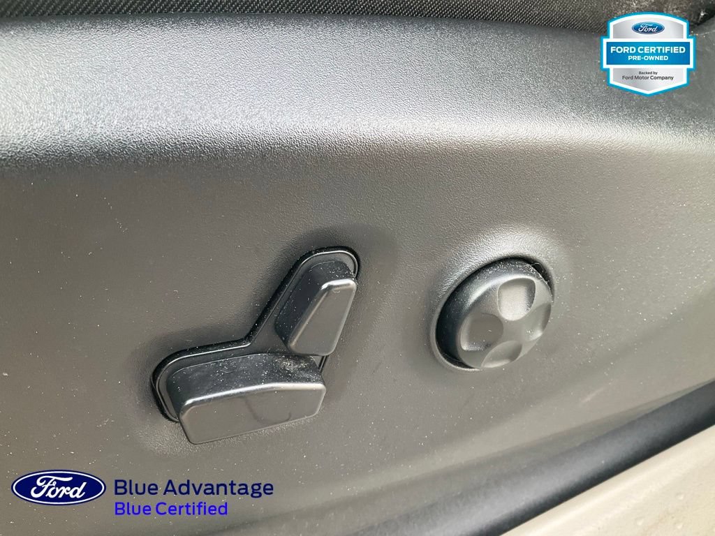 Used 2024 Chrysler Pacifica Limited FWD image 20