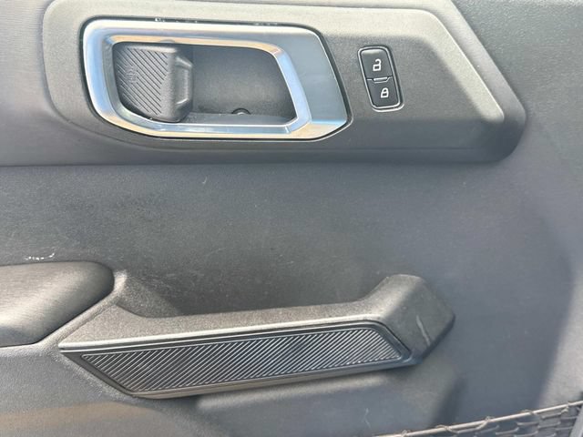 Certified 2025 Ford Bronco Badlands AWD/4WD image 28