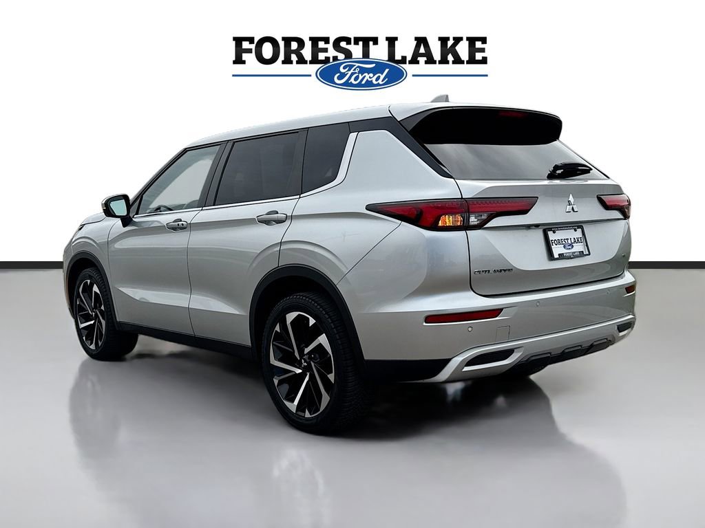 Used 2022 Mitsubishi Outlander SE AWD/4WD image 5