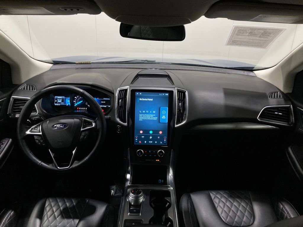 Certified 2024 Ford Edge Titanium image 17