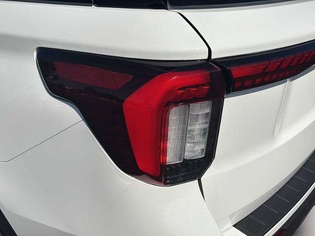 Certified 2025 Ford Explorer ST AWD/4WD image 34