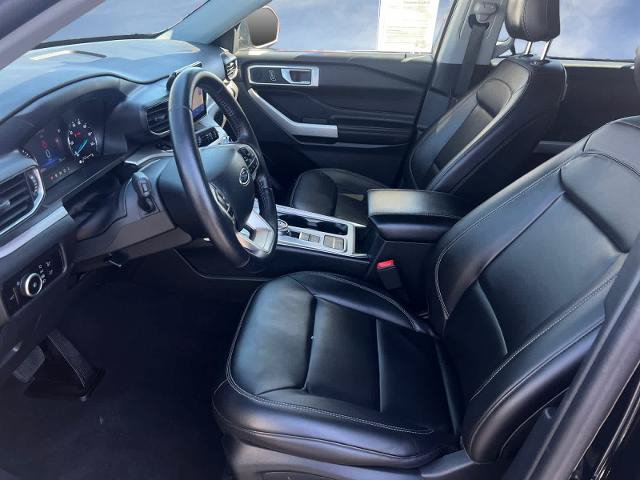Certified 2023 Ford Explorer XLT w/ Equipment Group 202A RWD image 10