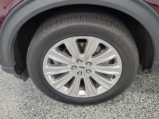 Certified 2022 Ford Explorer Limited w/ Equipment Group 301A AWD/4WD image 5