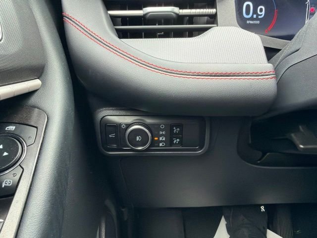 Certified 2025 Ford Explorer ST-Line AWD/4WD image 17