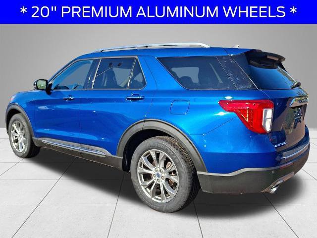 Certified 2022 Ford Explorer Limited w/ Equipment Group 301A image 3