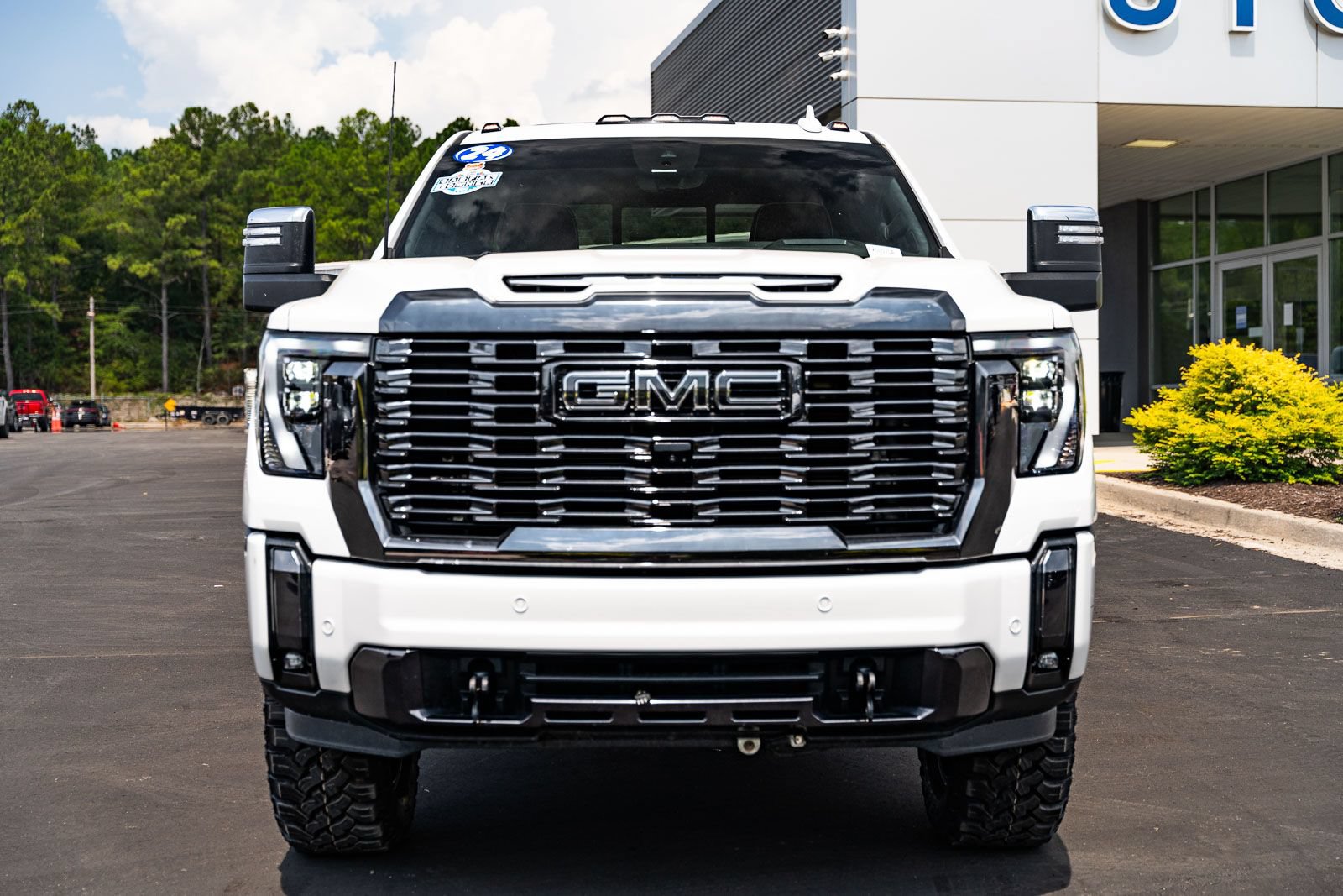 Used 2024 GMC Sierra 2500 Denali Ultimate w/ Max Trailering Package AWD/4WD video 2
