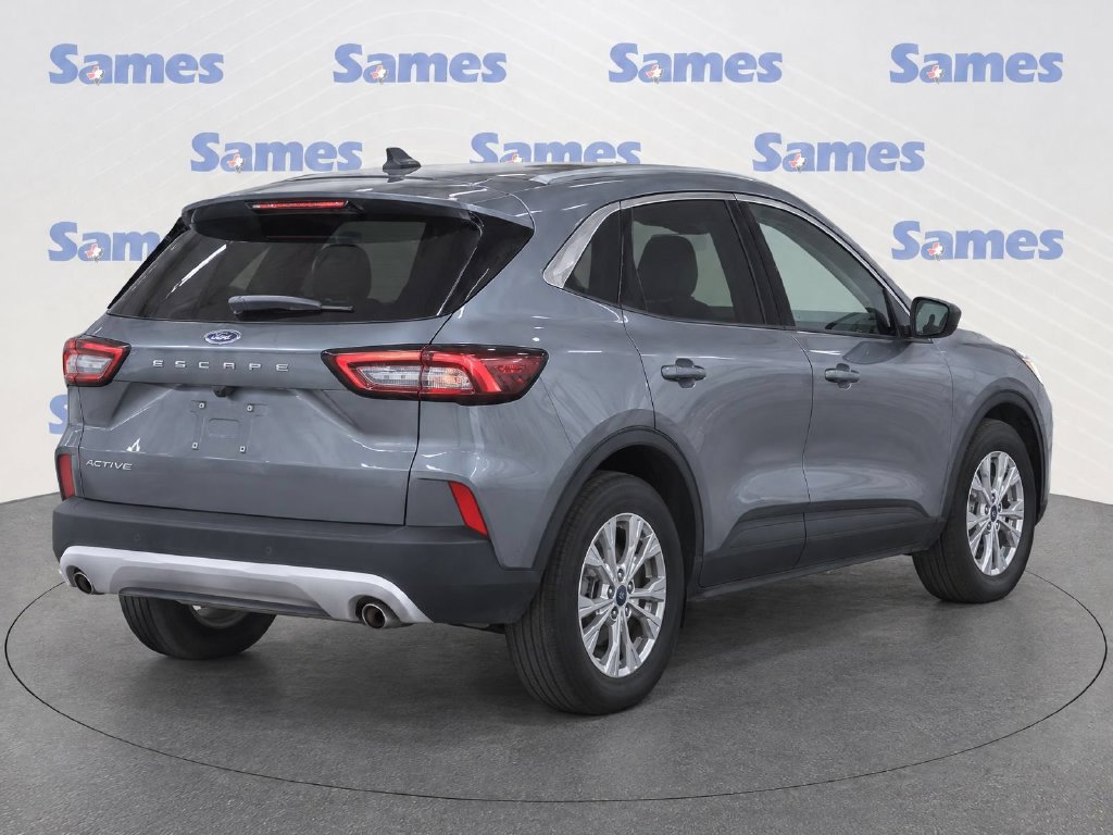 Certified 2024 Ford Escape Active FWD image 3