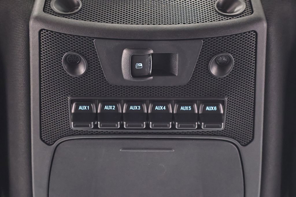 Certified 2022 Ford F350 Lariat w/ Tremor Off-Road Package image 36