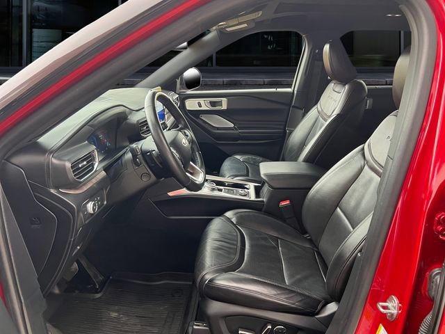 Certified 2020 Ford Explorer Platinum w/ Premium Technology Package AWD/4WD image 9