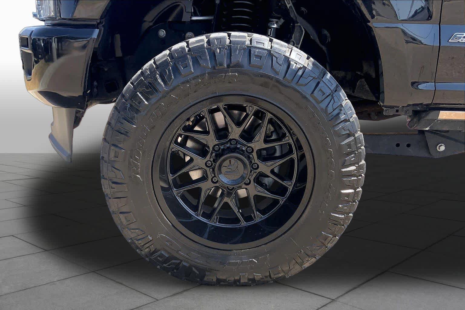 Certified 2022 Ford F250 Platinum AWD/4WD image 11
