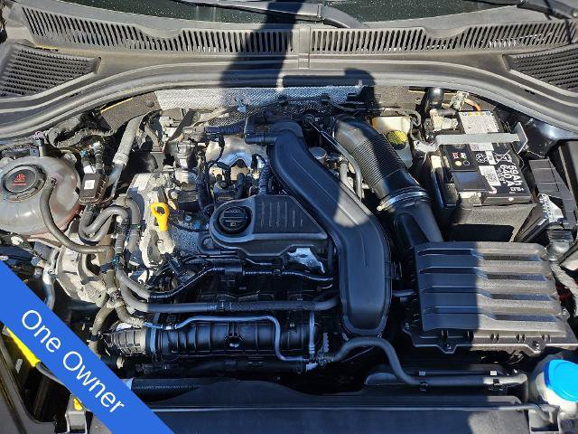 Used 2024 Volkswagen Jetta SE w/ Panoramic Sunroof Package FWD image 33