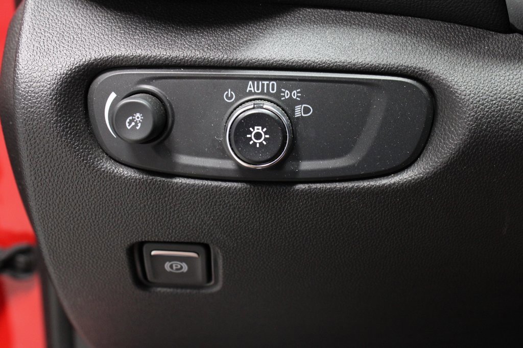 Used 2023 Chevrolet Blazer LT image 24