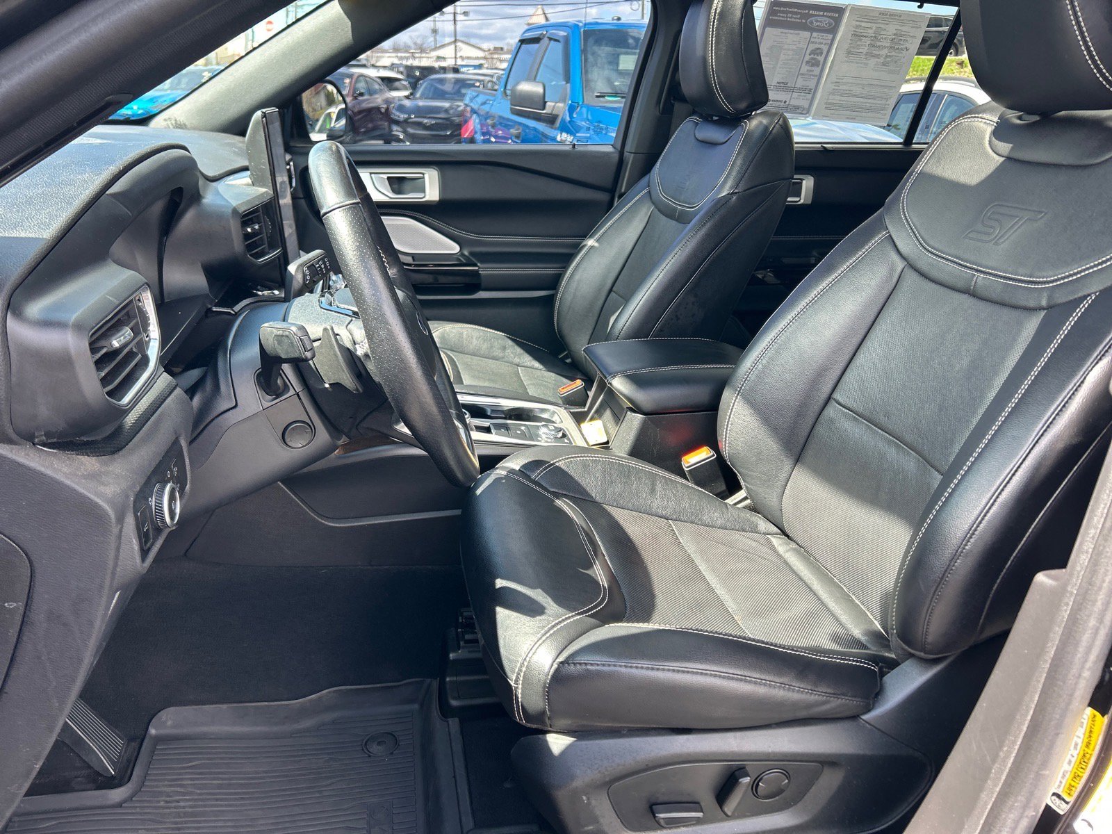 Certified 2023 Ford Explorer ST w/ Equipment Group 401A image 7