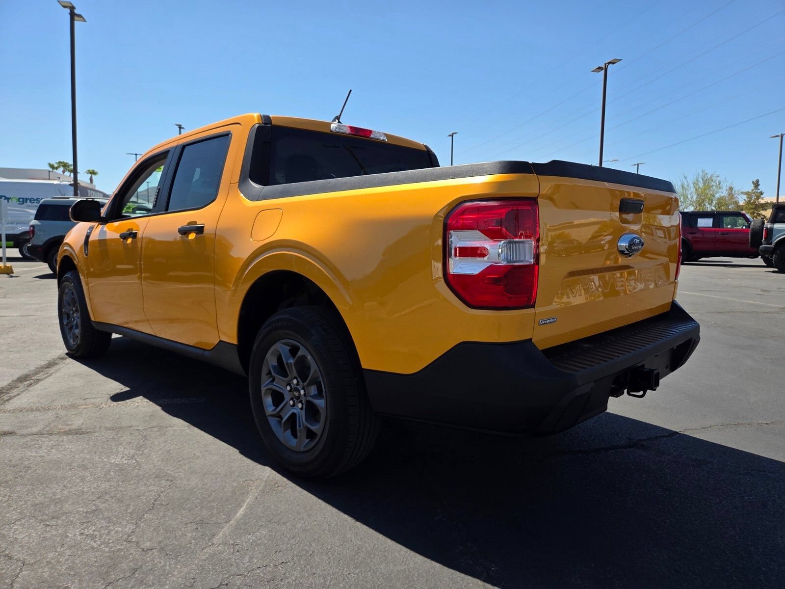 Certified 2023 Ford Maverick XLT w/ XLT Luxury Package FWD image 4