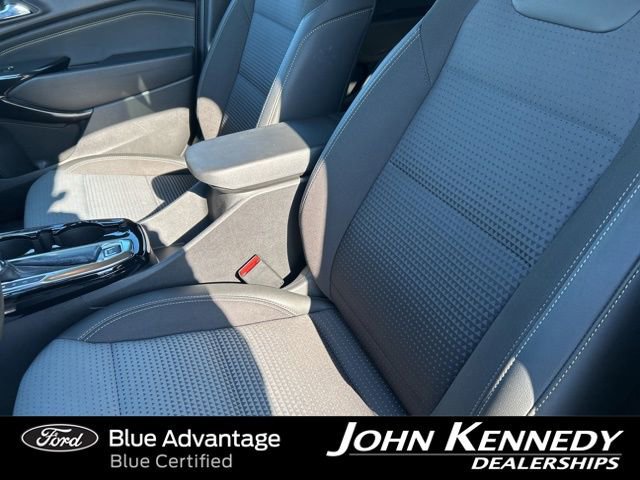 Used 2024 Chevrolet Trax LT w/ Driver Confidence Package image 16