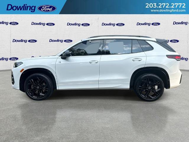 Used 2025 Volkswagen Tiguan SE R-Line AWD/4WD image 5