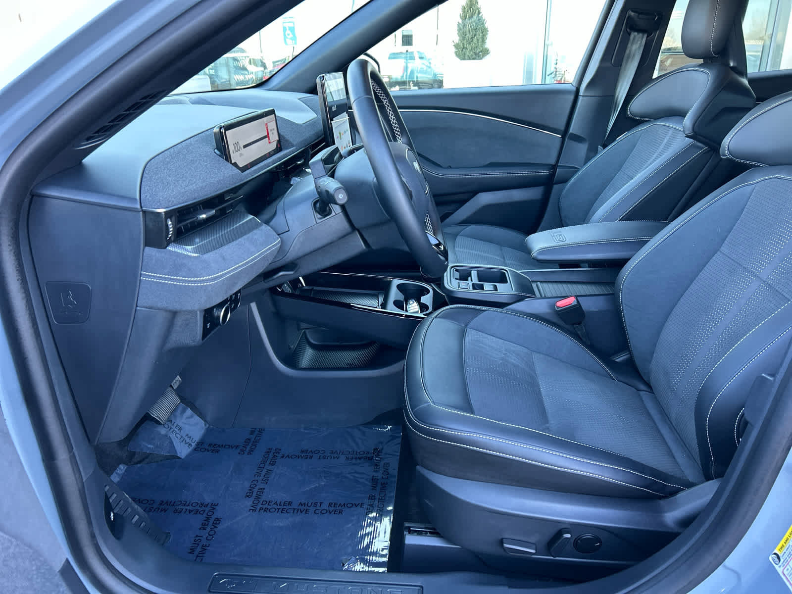 Certified 2025 Ford Mustang Mach-E GT image 27