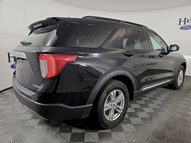 Certified 2023 Ford Explorer XLT w/ Equipment Group 202A image 5