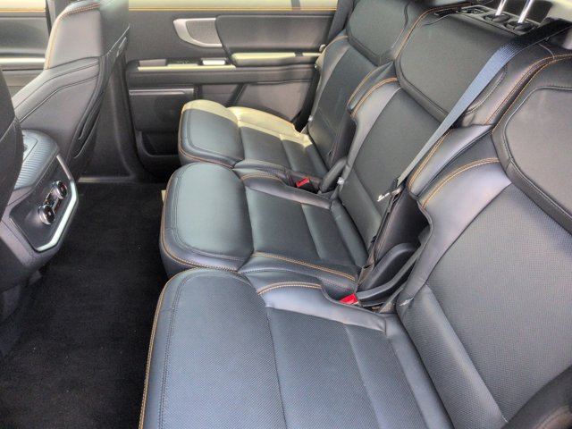 Certified 2025 Ford Expedition Tremor AWD/4WD image 31