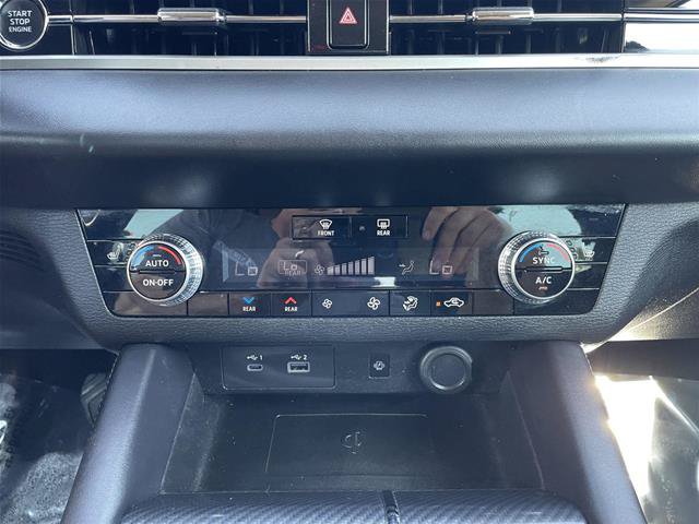 Used 2023 Mitsubishi Outlander SEL FWD image 29