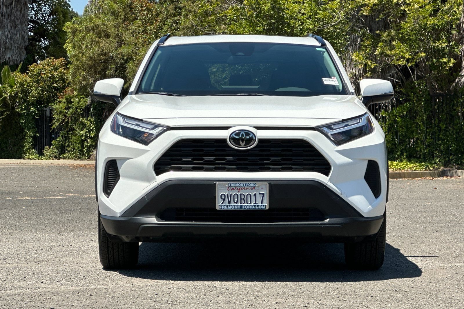 Used 2025 Toyota RAV4 XLE w/ Convenience Package AWD/4WD image 9