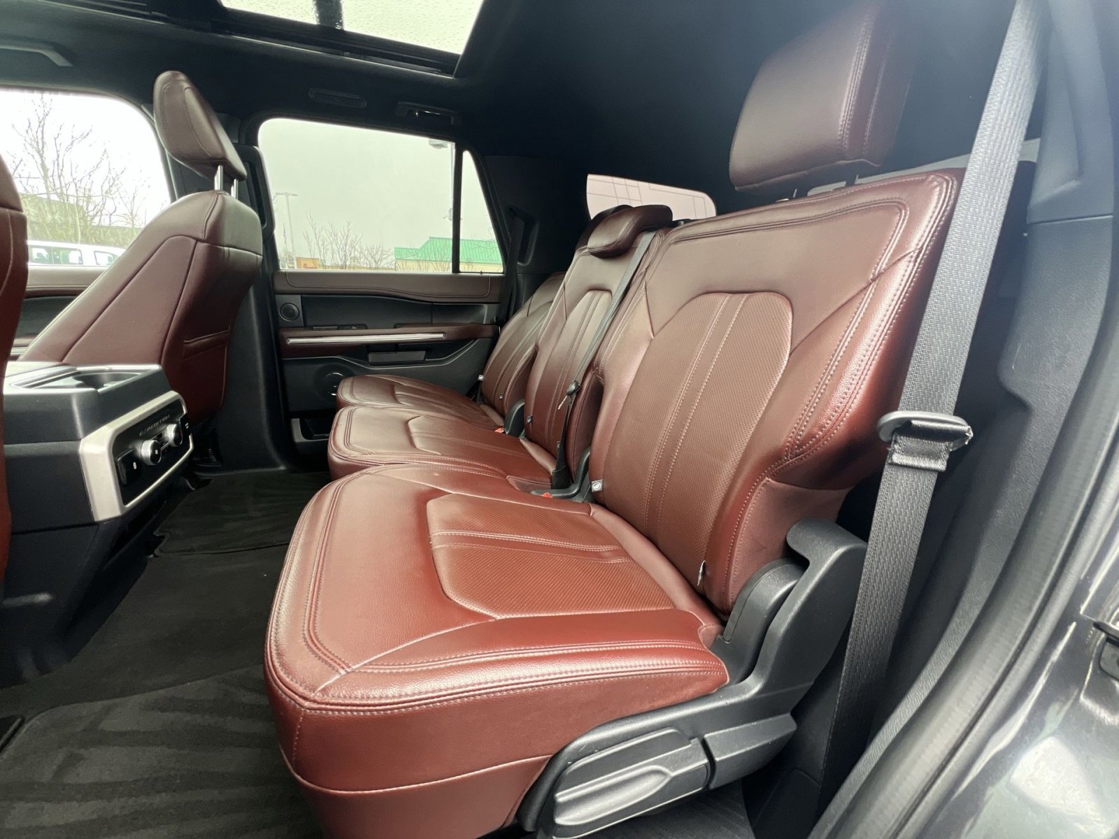 Certified 2024 Ford Expedition Limited image 25