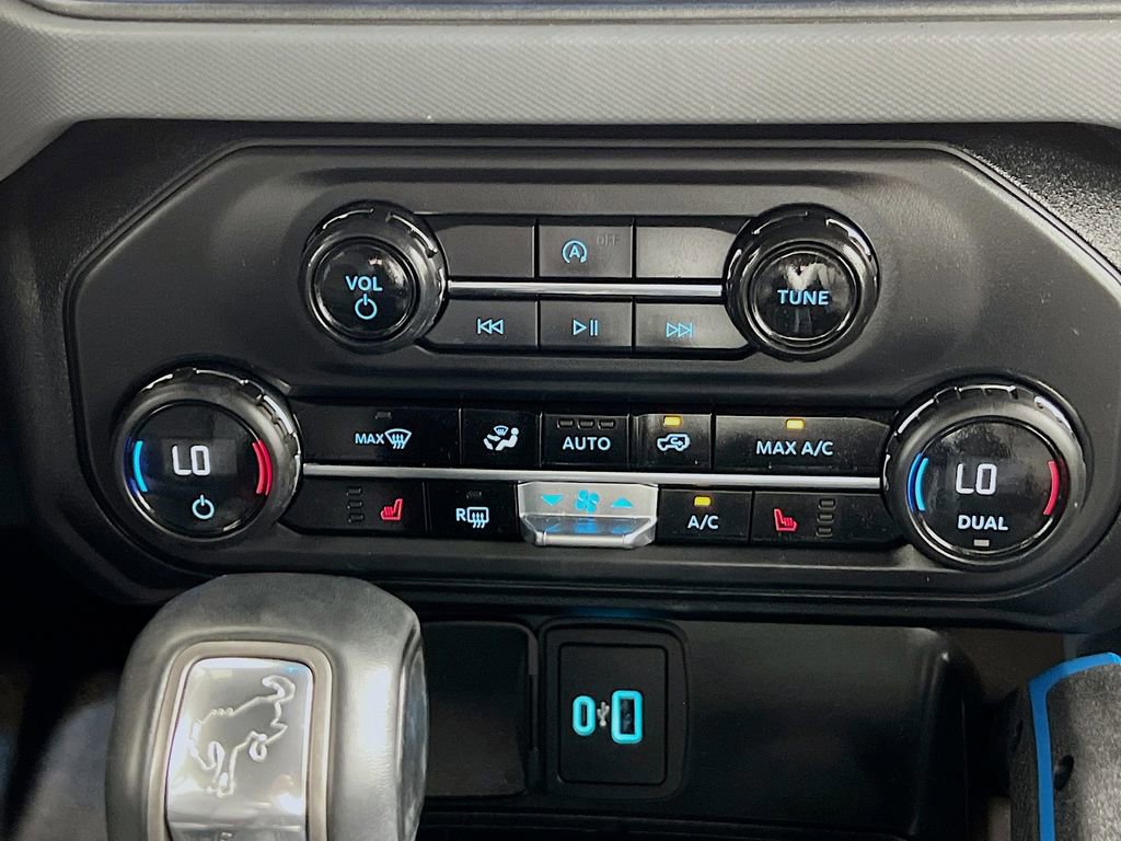 Certified 2024 Ford Bronco Black Diamond image 22