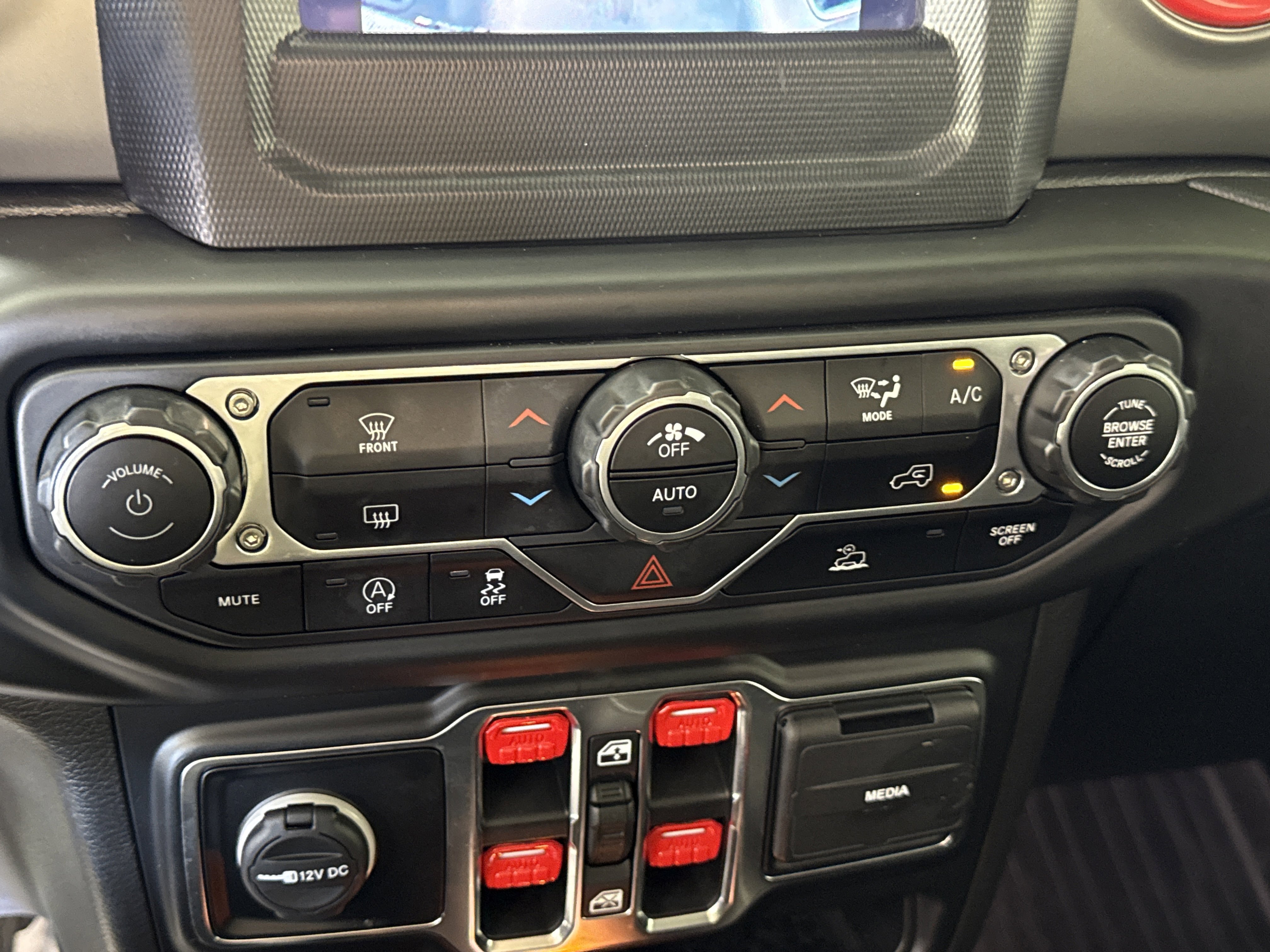 Used 2022 Jeep Gladiator Sport image 21