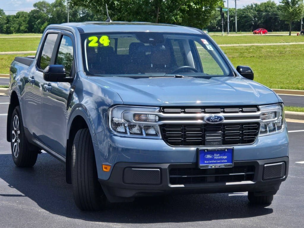 Certified 2024 Ford Maverick Lariat FWD image 4