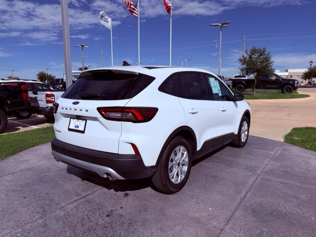 Certified 2025 Ford Escape Active FWD image 7