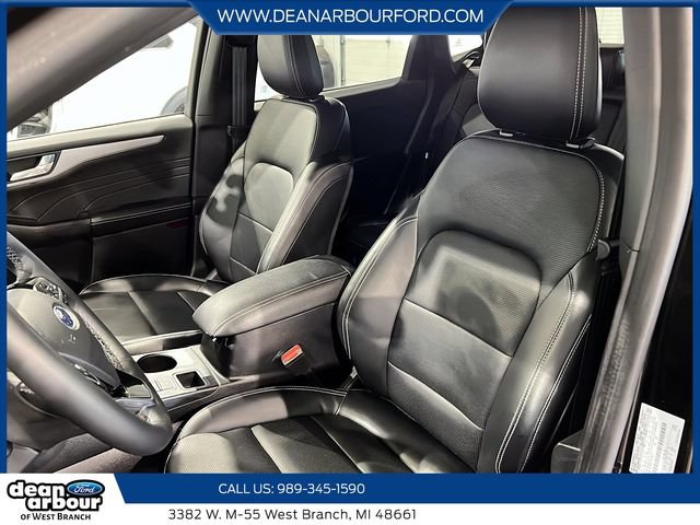 Certified 2023 Ford Escape Platinum AWD/4WD image 9