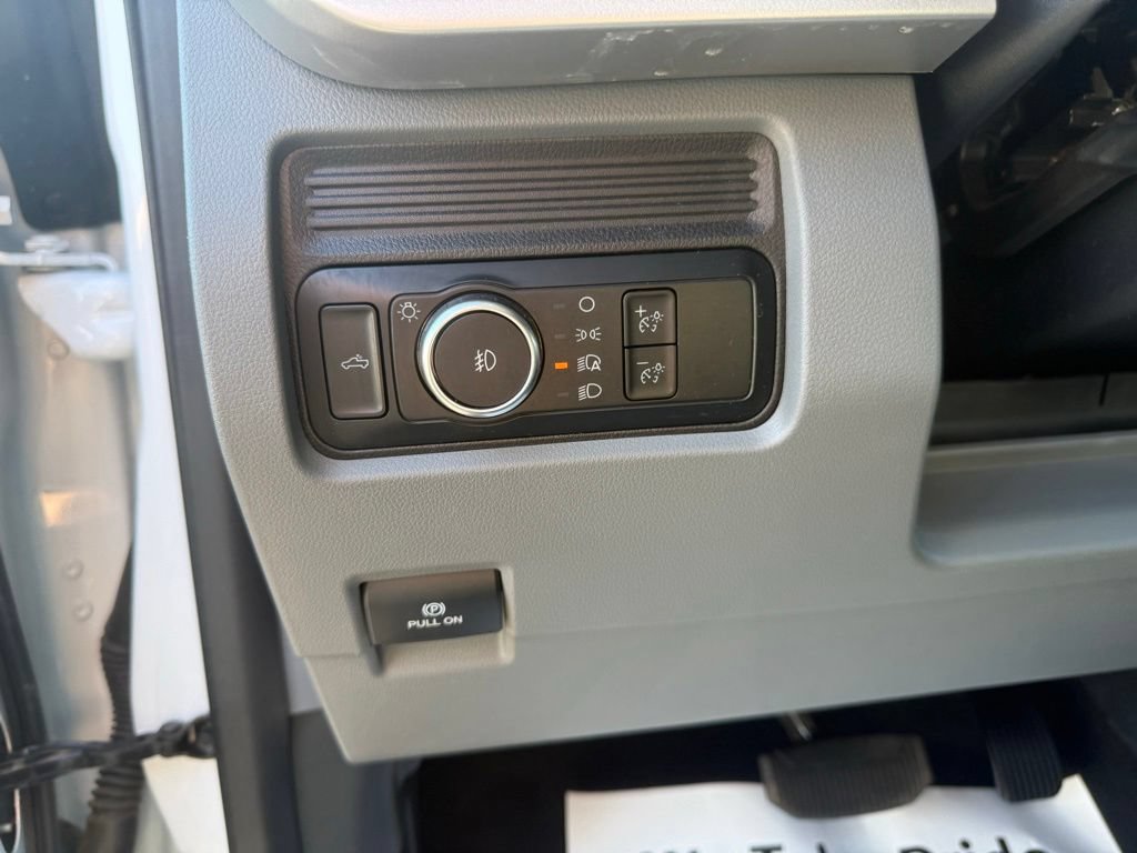 Certified 2025 Ford F350 XLT AWD/4WD image 21