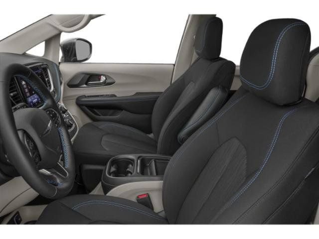 Used 2021 Chrysler Pacifica Touring-L w/ S Appearance Package FWD image 12