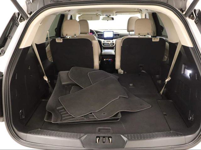 Certified 2022 Ford Explorer XLT w/ Equipment Group 202A image 30