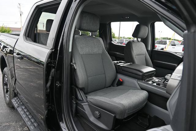 Certified 2022 Ford F150 Lightning XLT w/ Tow Technology Package AWD/4WD image 23