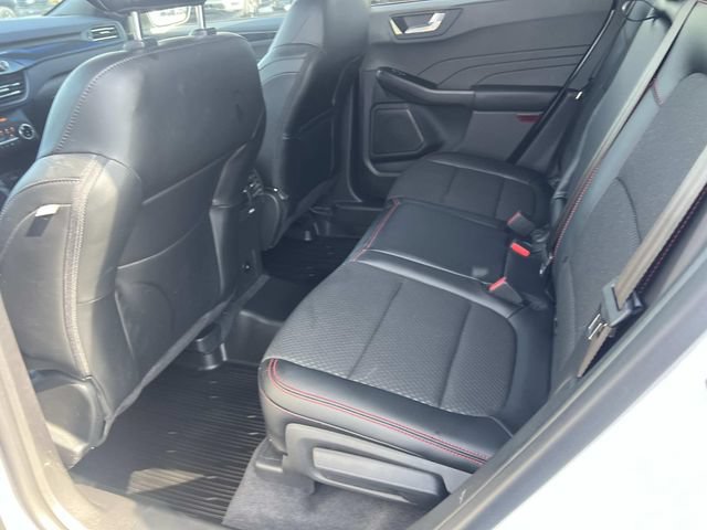 Certified 2023 Ford Escape ST-Line AWD/4WD image 13