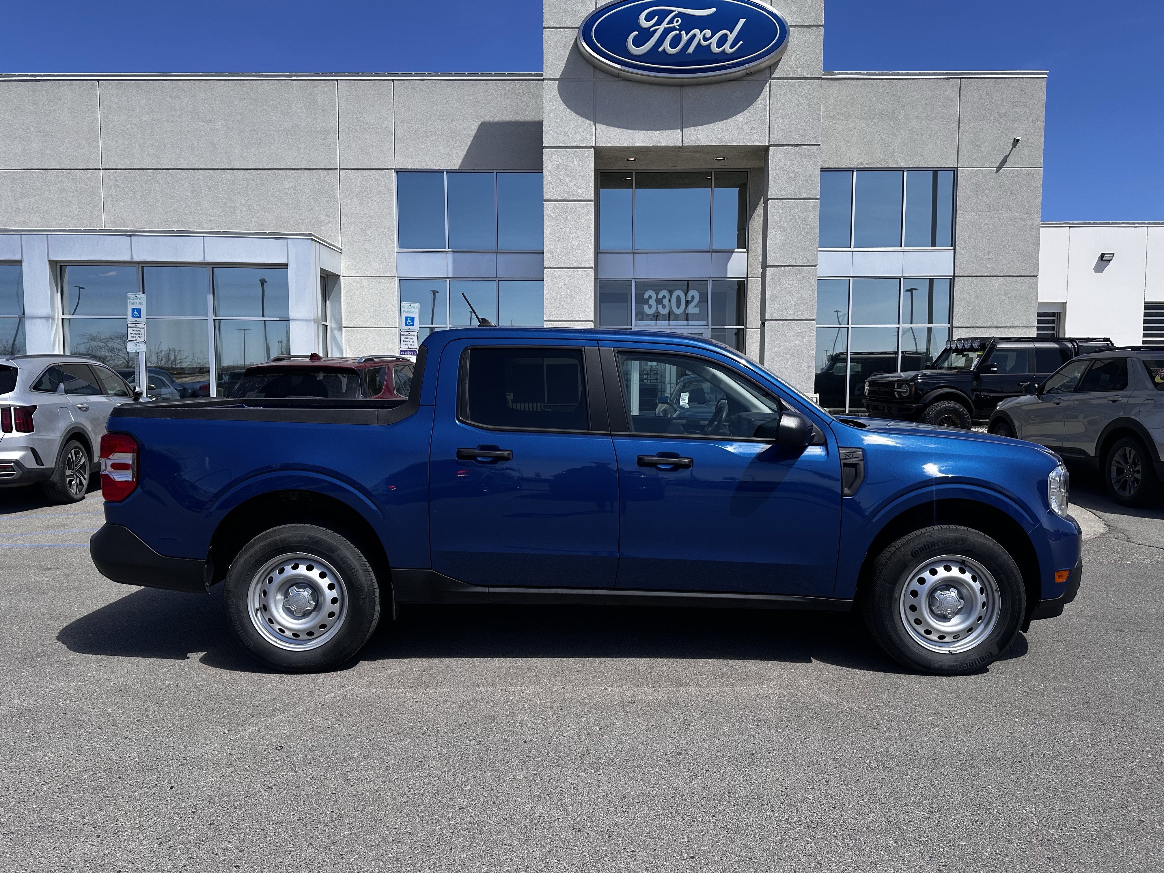 Certified 2024 Ford Maverick XL FWD image 10