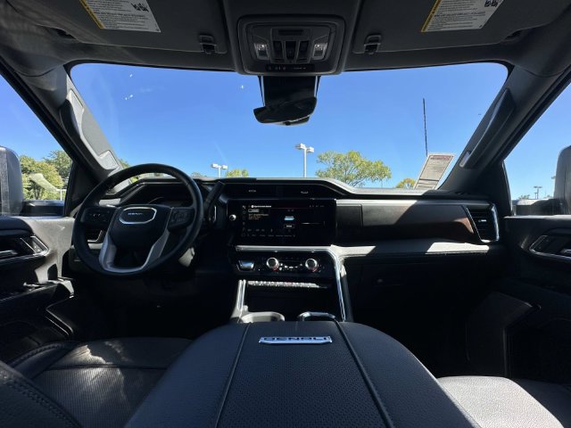 Used 2024 GMC Sierra 2500 Denali w/ Denali Reserve Package AWD/4WD image 32
