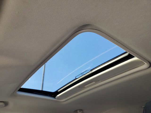 Certified 2021 Ford EcoSport SE image 19